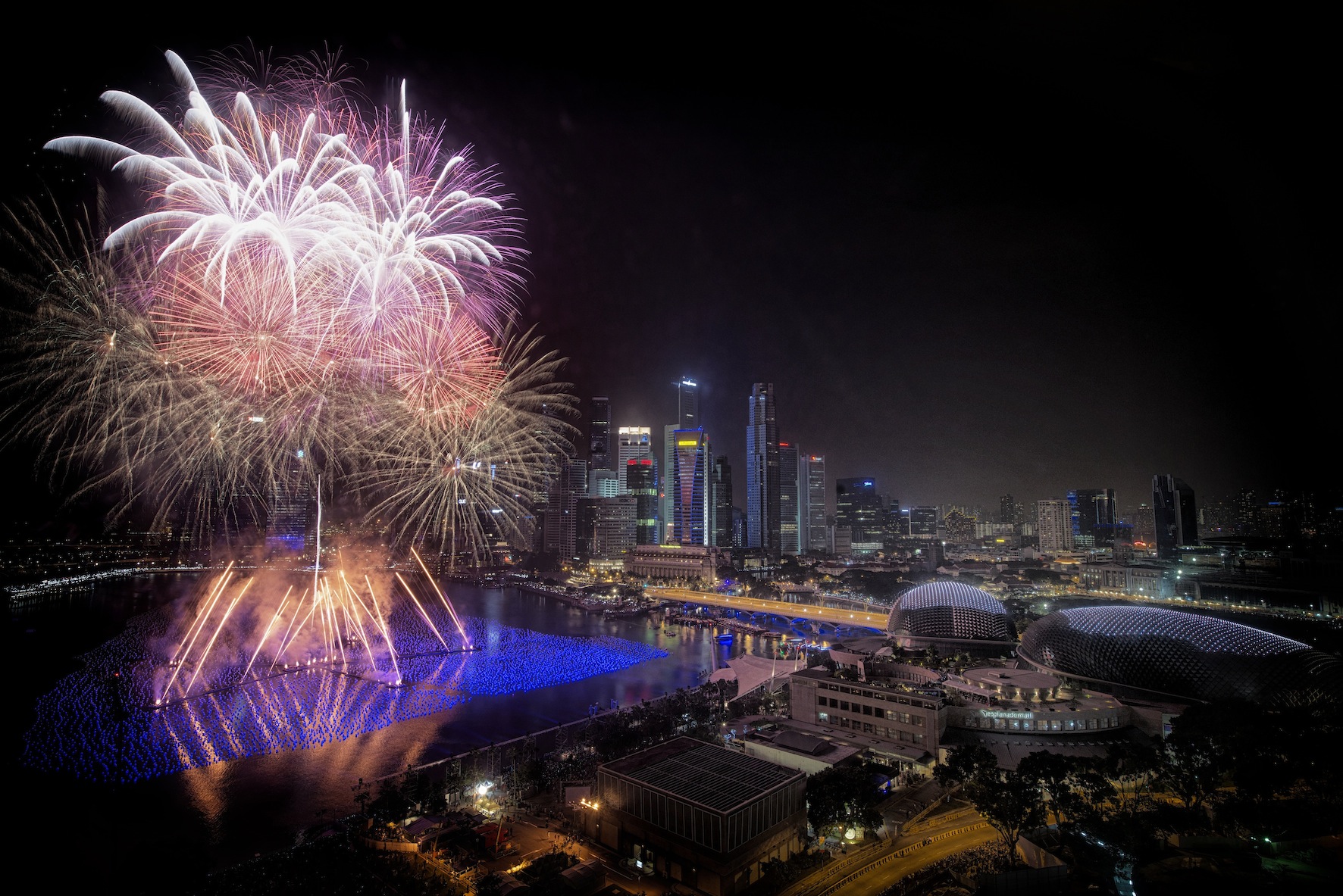 Reasons To Countdown at Marina Bay Singapore 2015 - Alvinology