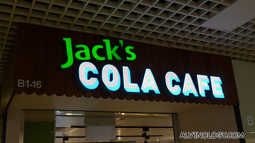 jack-cola-cafe-32