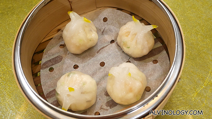 Steamed Mixed Vegetables Dumplings (S$4.80++ for three)