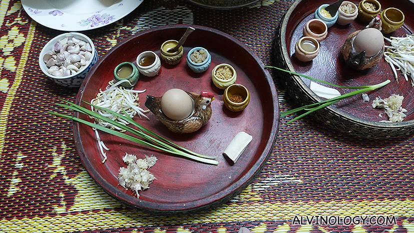 All the ingredients to make pad thai 