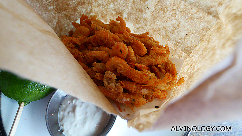 Crunchy Fried Koebi Shrimps with Garlic Aioli (日式炸脆虾) - S$12